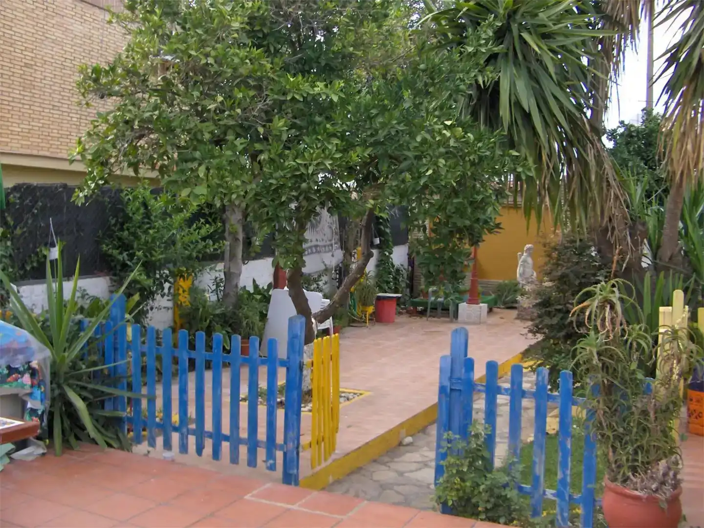 Jardí de Pis de lloguer en Gines amb Aire condicionat, Jardí privat i Piscina