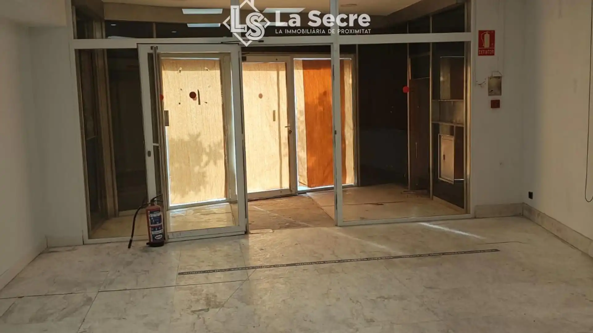 Premises for rent in mur