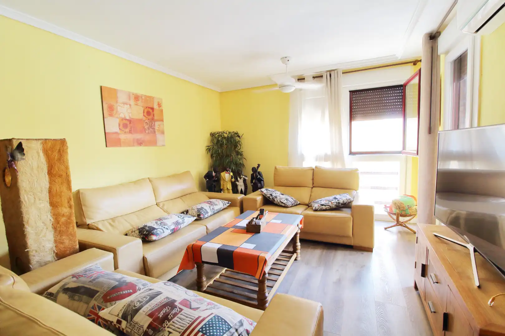 Appartamento con terrazza in vendita a Carrer de Sant Lluís, imagen 6