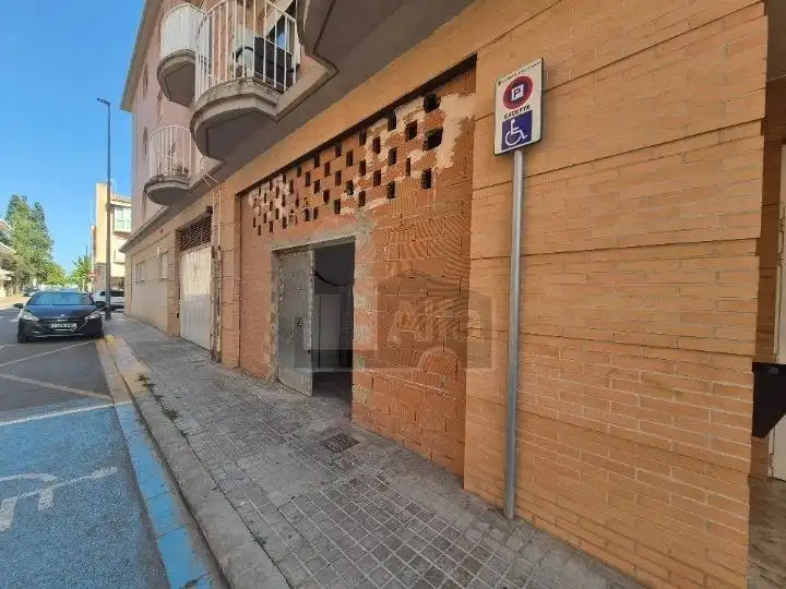 Commercial properties for rent in Carrer Luis Vives, 4, Pobla de Farnals
