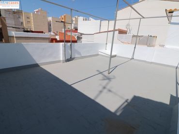 Casa amb balcó en venda a Puerto de Sagunto