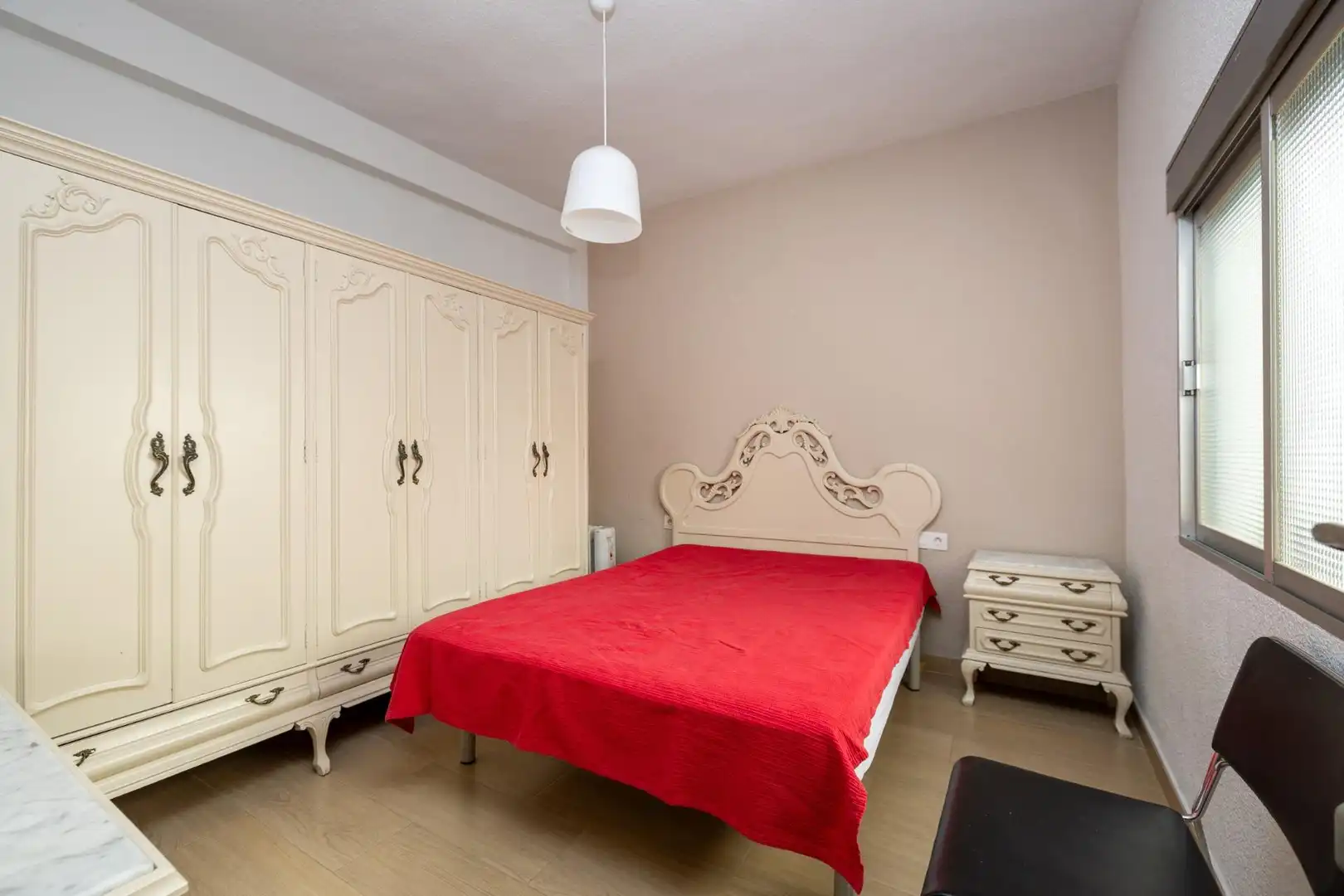 Bedroom of Flat for sale in Ronda