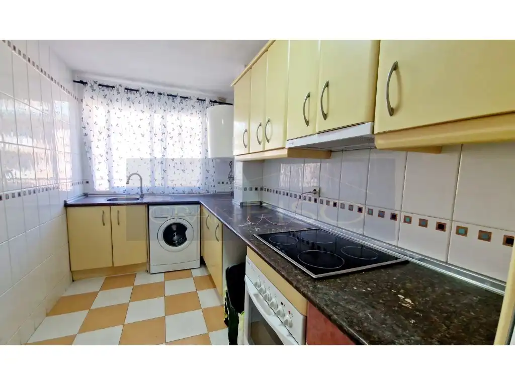 Cocina de Apartamento en venta en Manilva con Terraza y Piscina
