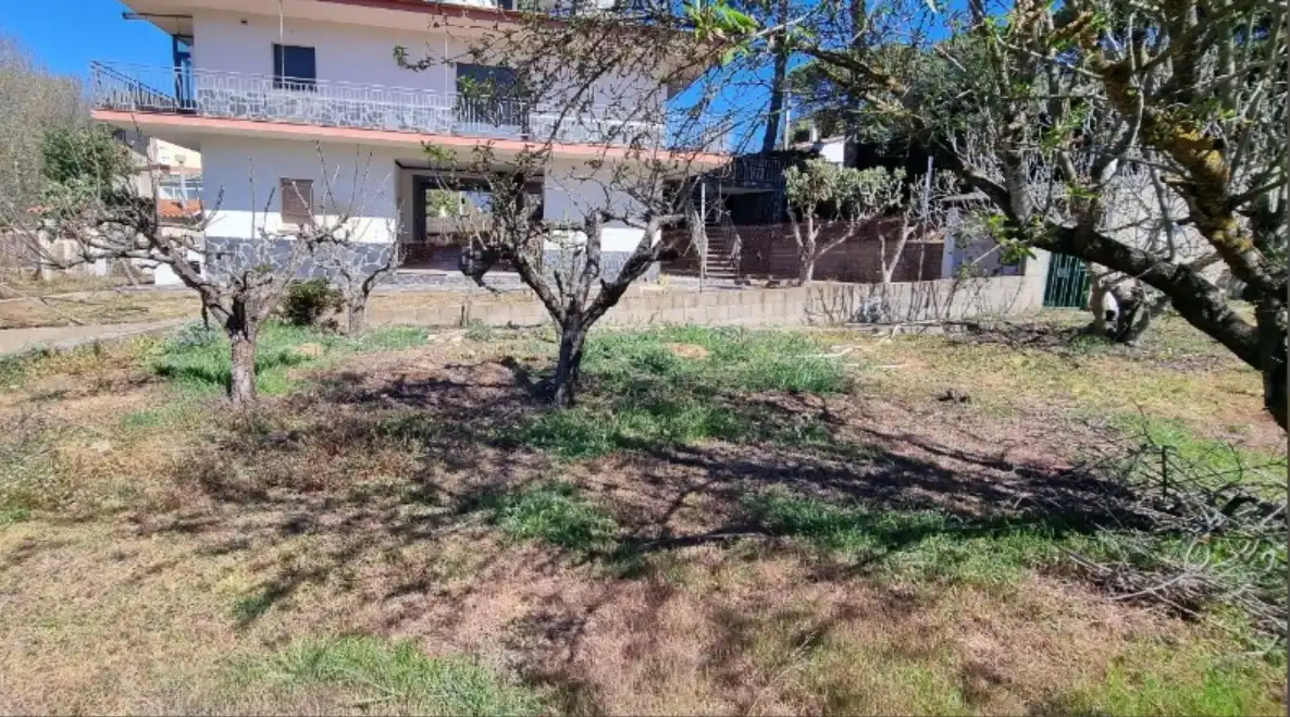Terreny residencial en venda a Passatge Farigola 4, imagen 3