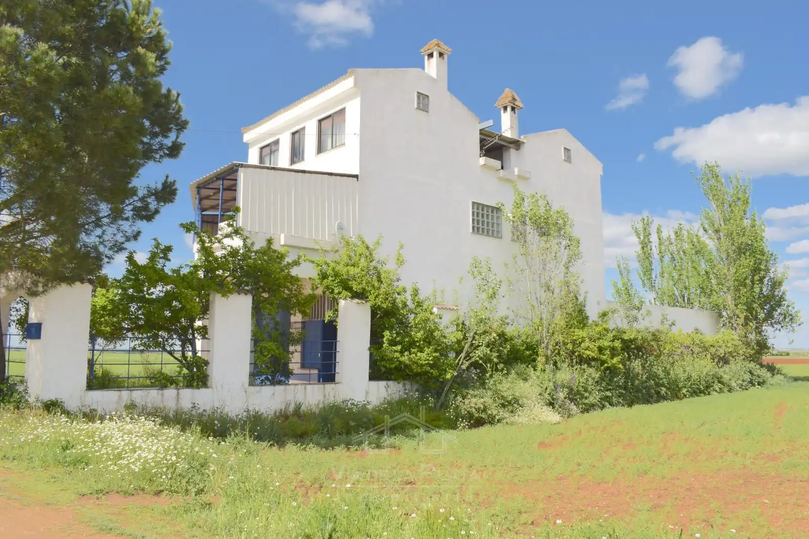 Xalet amb terrassa en venda a de Regueras sn