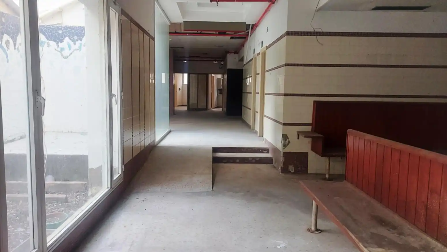 Local comercial en venda a Reus - Calle ANTONI FABRA I RIBAS, imagen 4