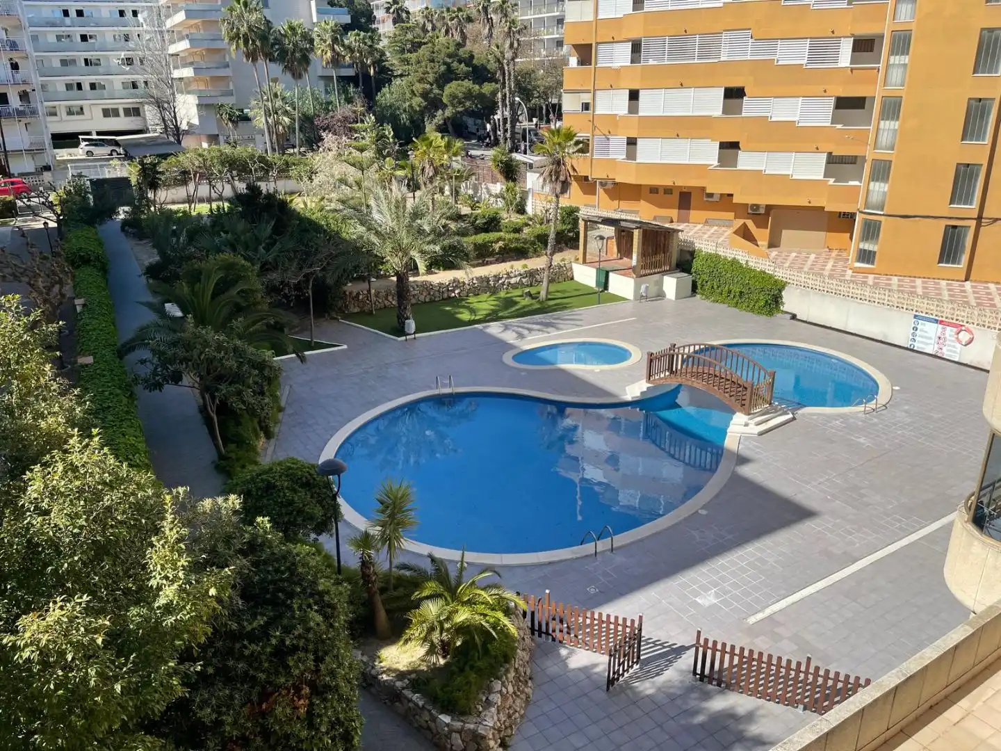 Apartamento con piscina en venta en Carles Buïgas 38