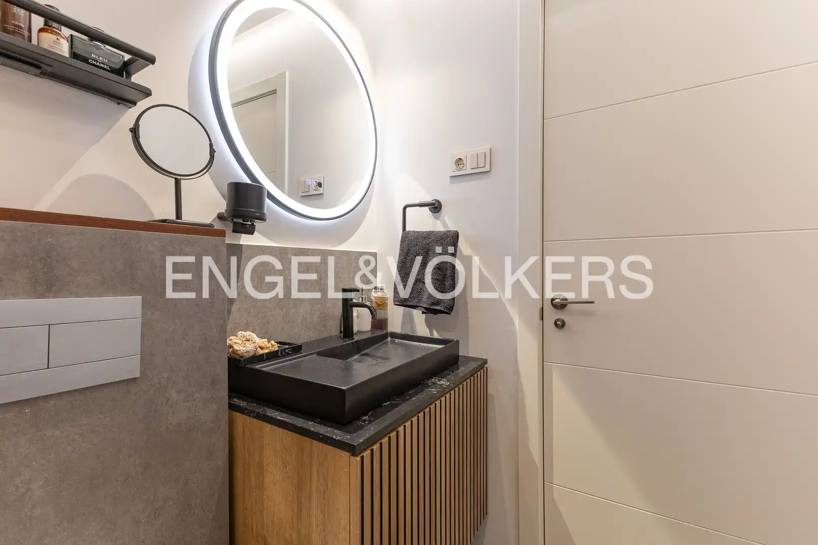 Baño de Piso de alquiler en Madrid con Aire acondicionado, Calefacción y Piscina