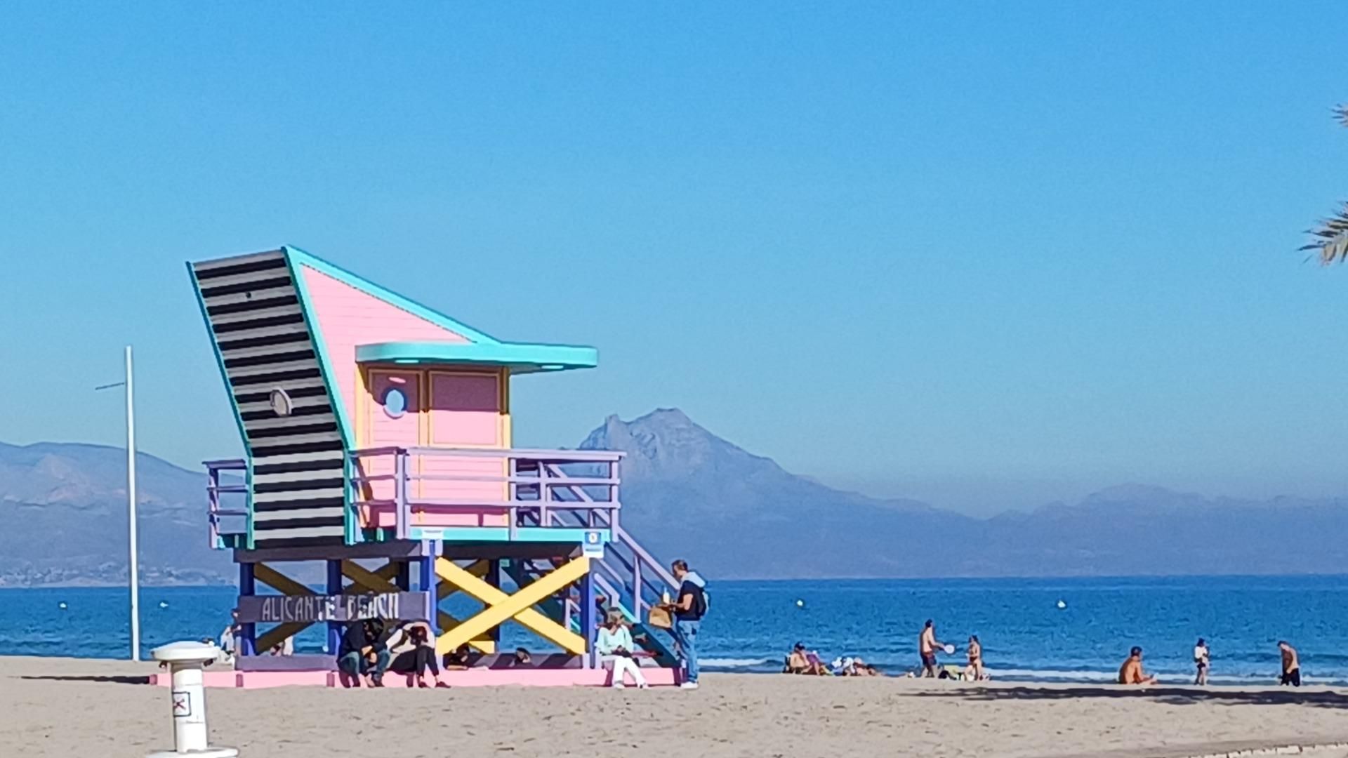 Vista exterior de Apartament de lloguer en Alicante / Alacant amb Piscina comunitària
