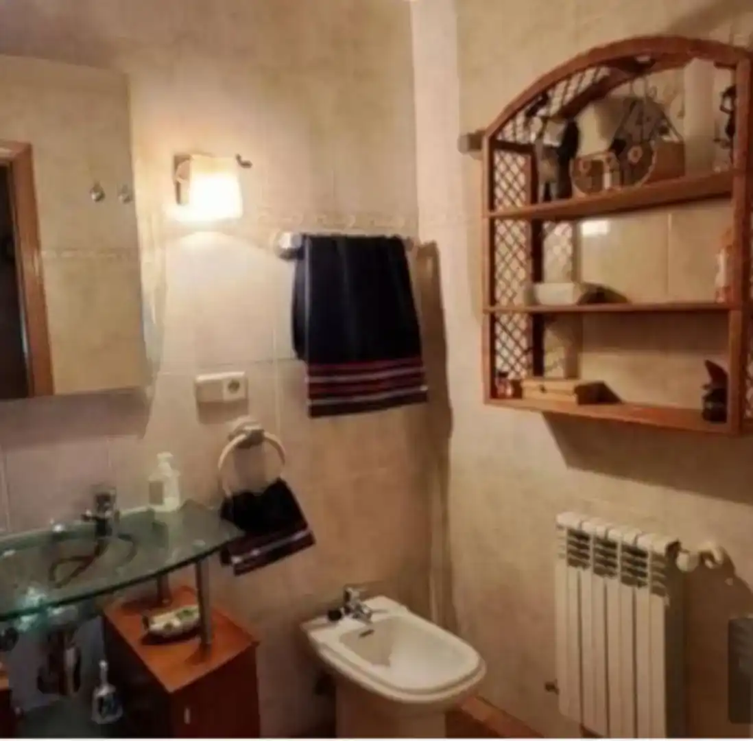 Bany de Dúplex en venda en San Cristóbal de Segovia amb Jardí privat, Parquet i Traster