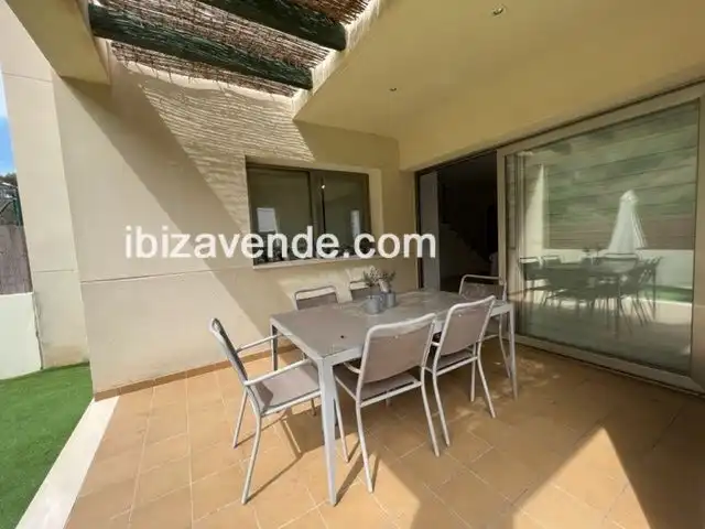 Dúplex de lloguer a Cala Llonga, Santa Eulària