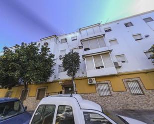 Exterior view of Flat for sale in  Sevilla Capital