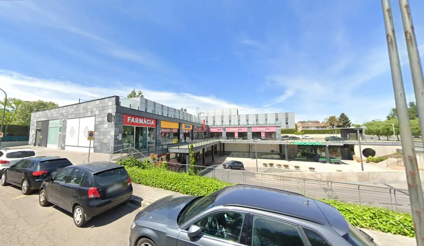 Exterior view of Commercial properties for rent in Lleida