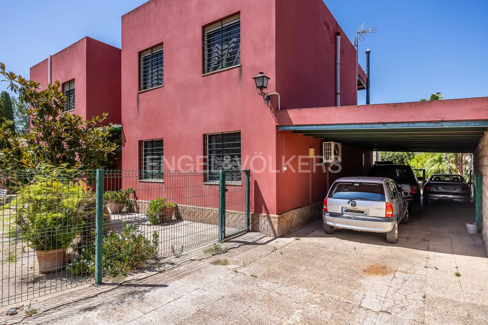 Vista exterior de Casa o chalet en venta en Carmona con Calefacción, Jardín privado y Terraza