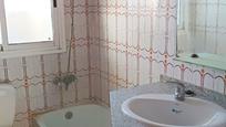 Bathroom of Flat for sale in Tortosa