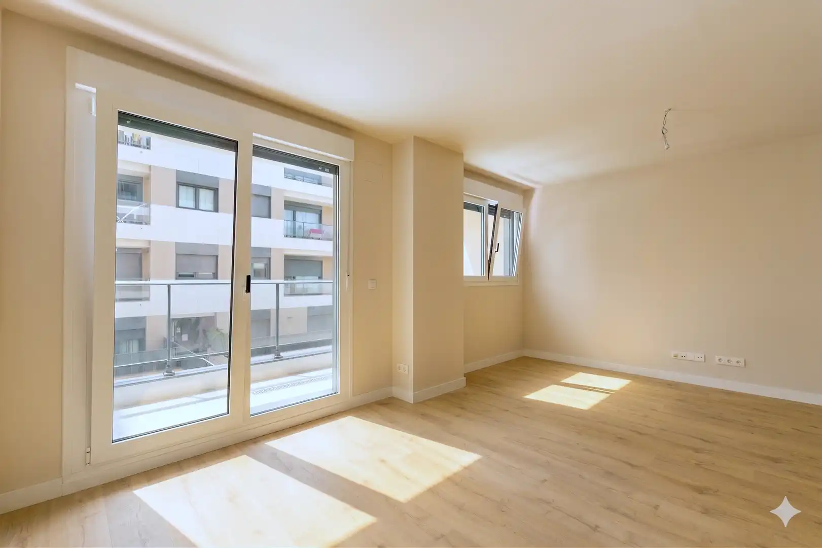 Sala de estar de Piso en venta en Las Palmas de Gran Canaria con Calefacción, Terraza y Piscina