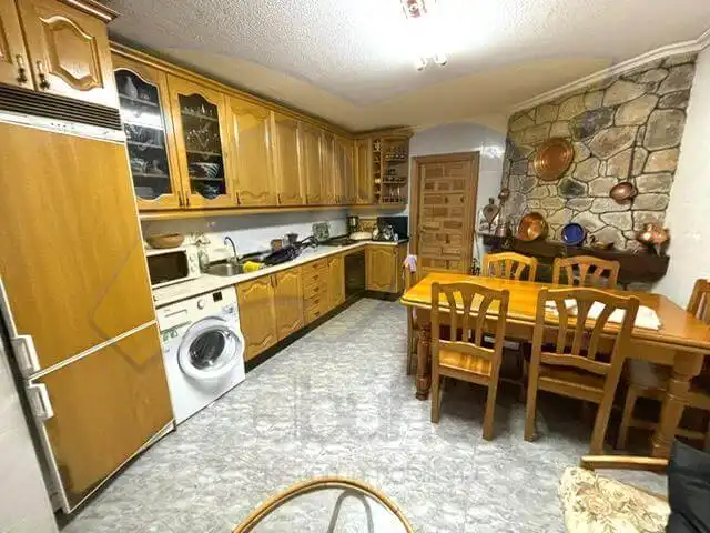 Cocina de Casa adosada en venta en Sequeros con Terraza y Balcón