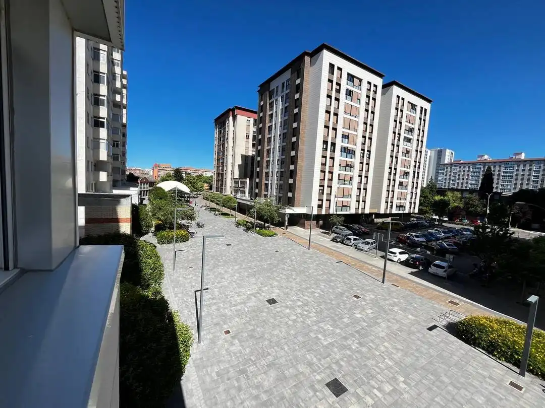 Vista exterior de Piso de alquiler en Barañáin / Barañain con Calefacción, Horno y Lavadora