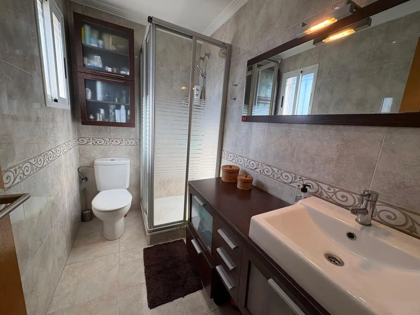 Bany de Apartament en venda en Almoradí amb Aire condicionat, Traster i Piscina comunitària