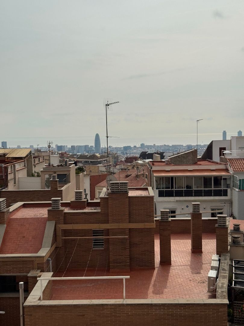 Vista exterior de Àtic en venda en  Barcelona Capital amb Aire condicionat, Calefacció i Terrassa