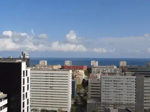 Vista exterior de Pis en venda en Barcelona amb Aire condicionat i Calefacció