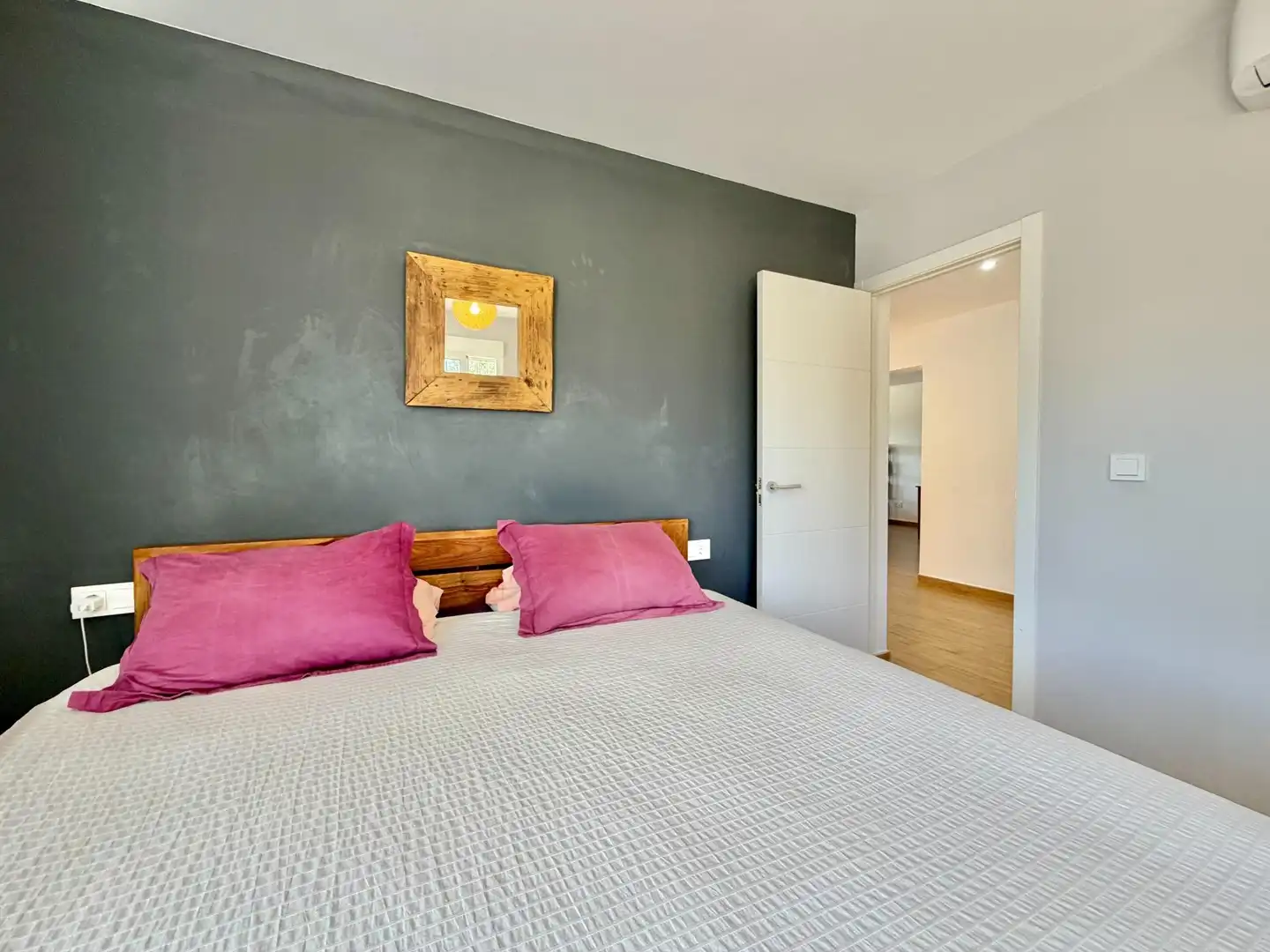 Habitación de Casa o chalet en venta en Elche / Elx con Aire acondicionado, Jardín privado y Terraza