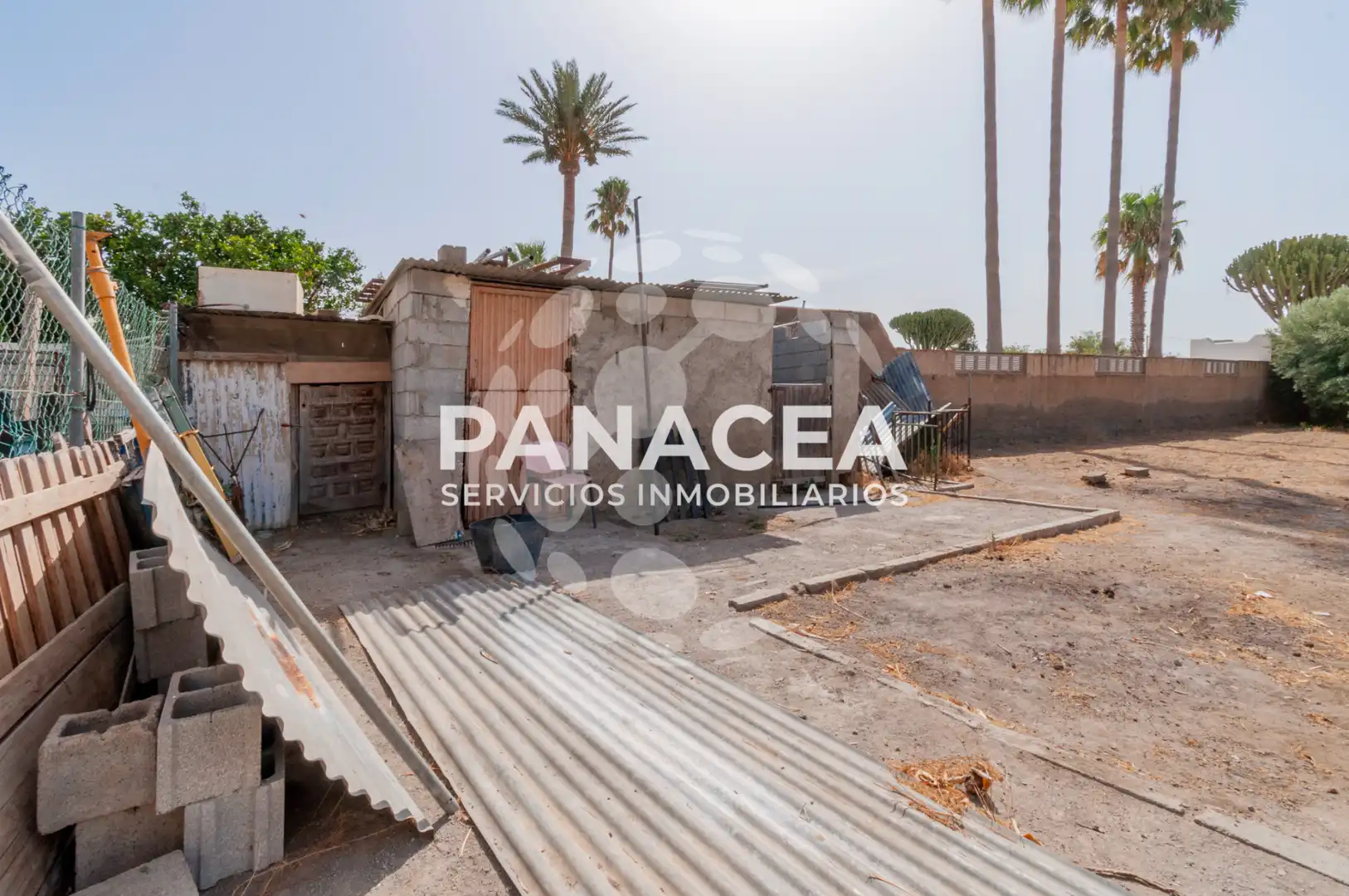 Casa o xalet en venda en Pechina amb Jardí privat, Piscina i Moblat