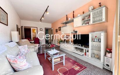 Living room of Flat for sale in Badalona  with Heating and Balcony