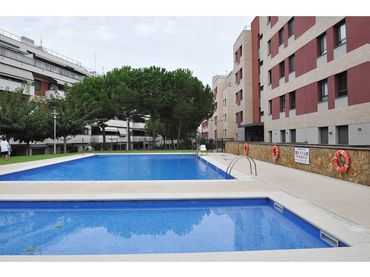 Flat with pool for sale in Calle Santiago de Cuba 32