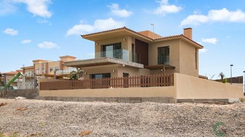 Foto 2 de Casa adosada en venda a Calle Vial Numero, Guargacho, Santa Cruz de Tenerife