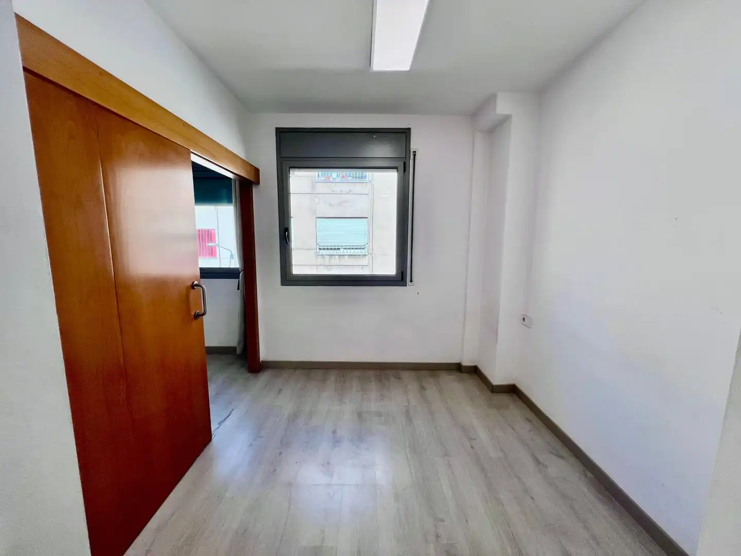 Attic for rent in Sabadell  with Air Conditioner, Heating and Parquet flooring