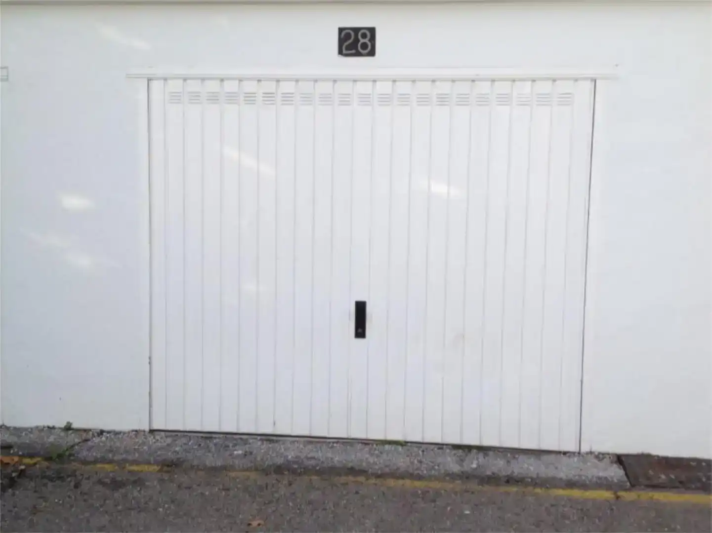 Parking de Piso en venta en Málaga con Trastero y Amueblado