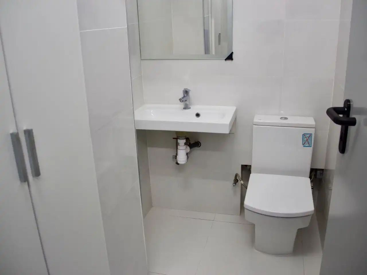 Badezimmer von Lagerraum zum Verkauf in Badalona mit Alarm