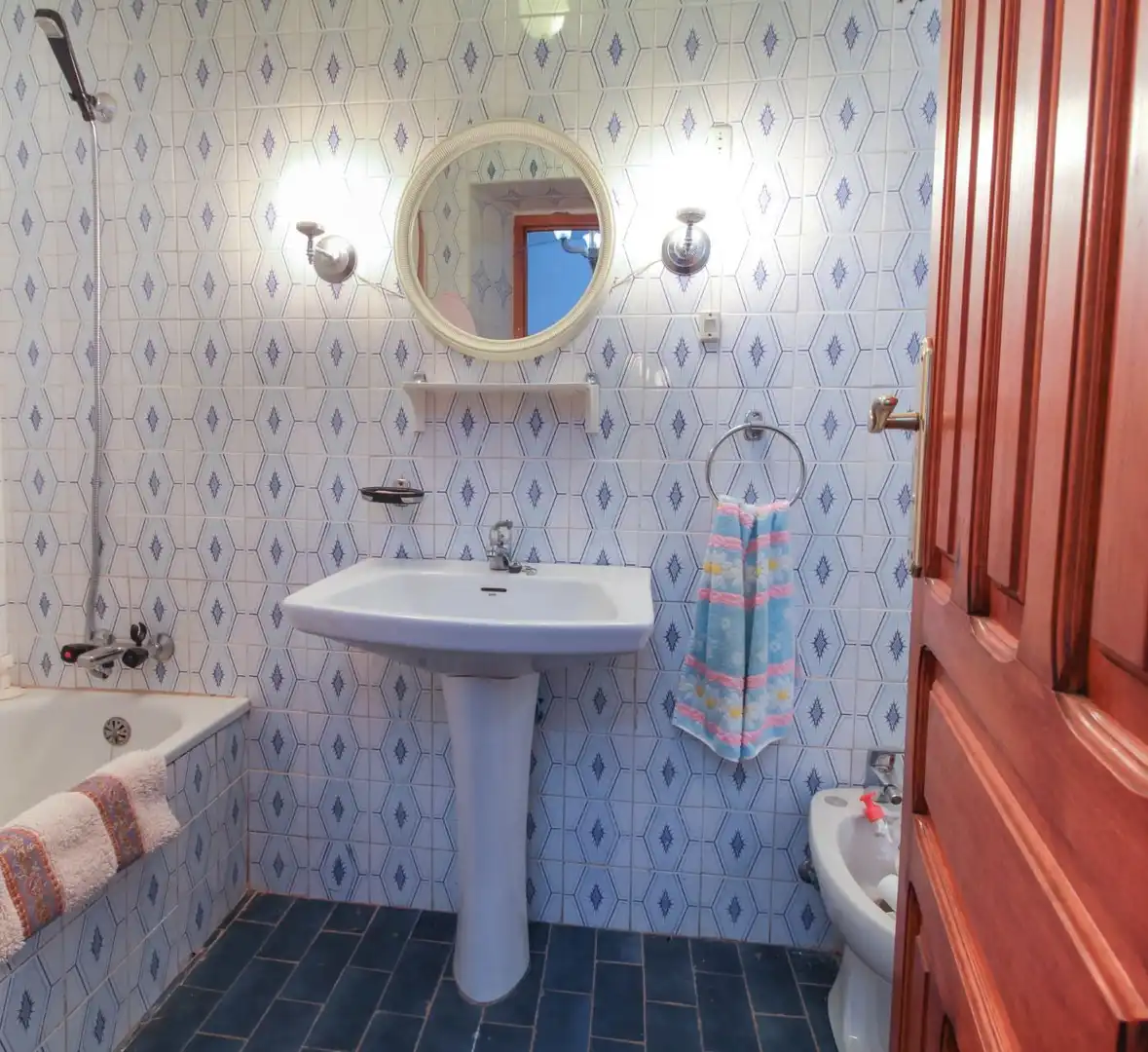 Baño de Finca rústica en venta en Salvatierra de los Barros con Jardín privado, Terraza y Trastero