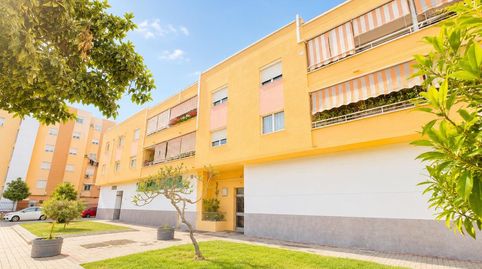 Photo 2 of Flat for sale in Lasso de la Vega, Parque Ayala - Jardín de la Abadía - Huelín, Málaga Capital