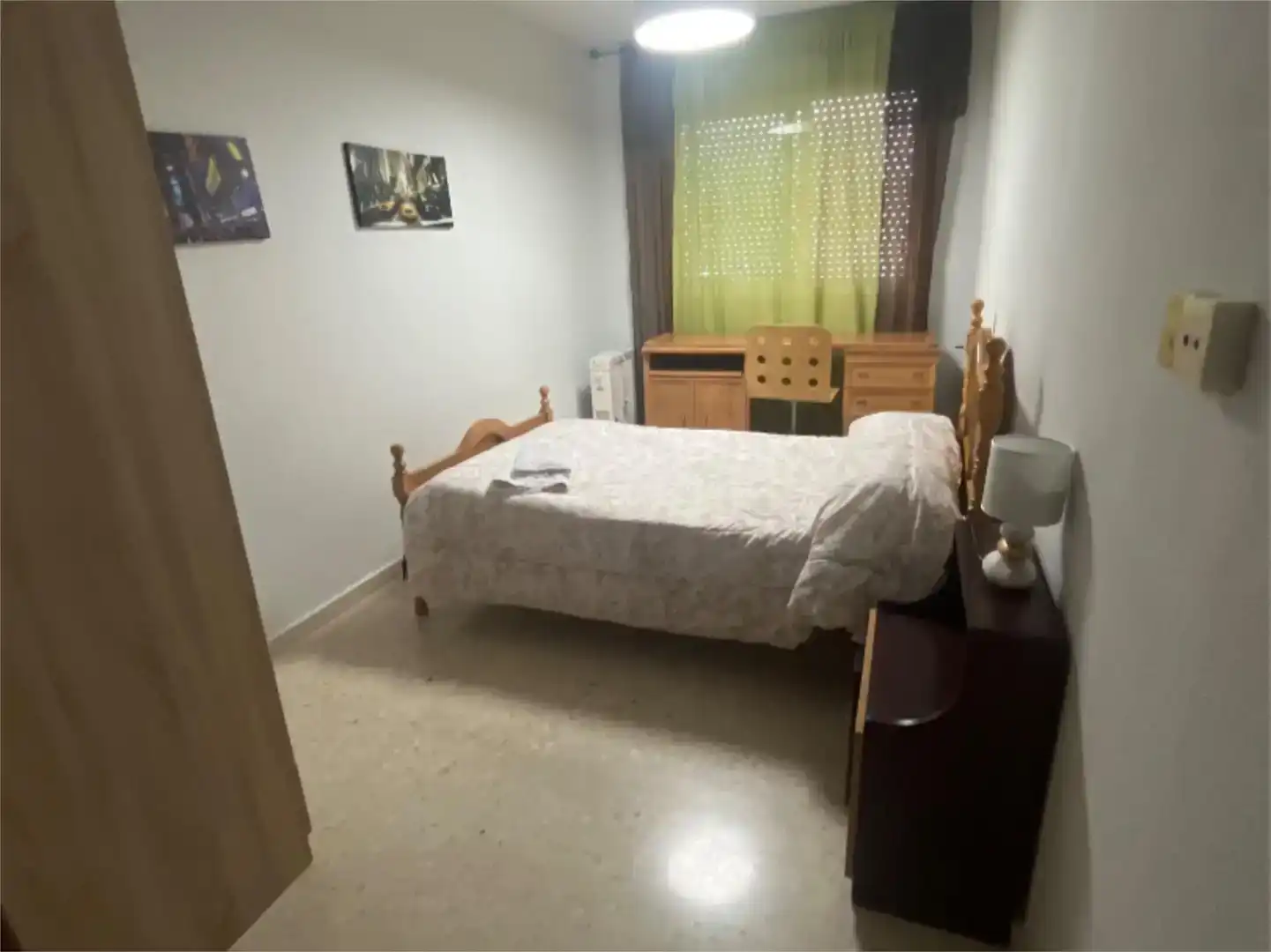Schlafzimmer von Wohnung zur Miete in Cáceres Capital mit Klimaanlage