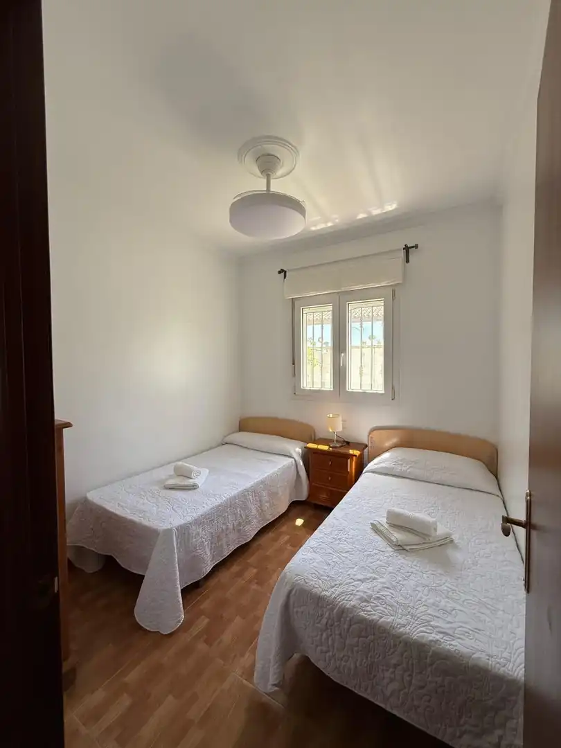 Detached house with pool to rent in Núcleo urbano, imagen 57