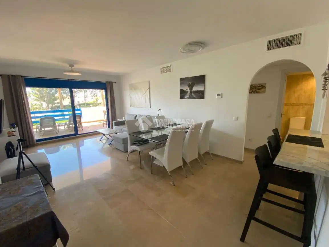 Comedor de Piso en venta en Manilva con Aire acondicionado y Terraza