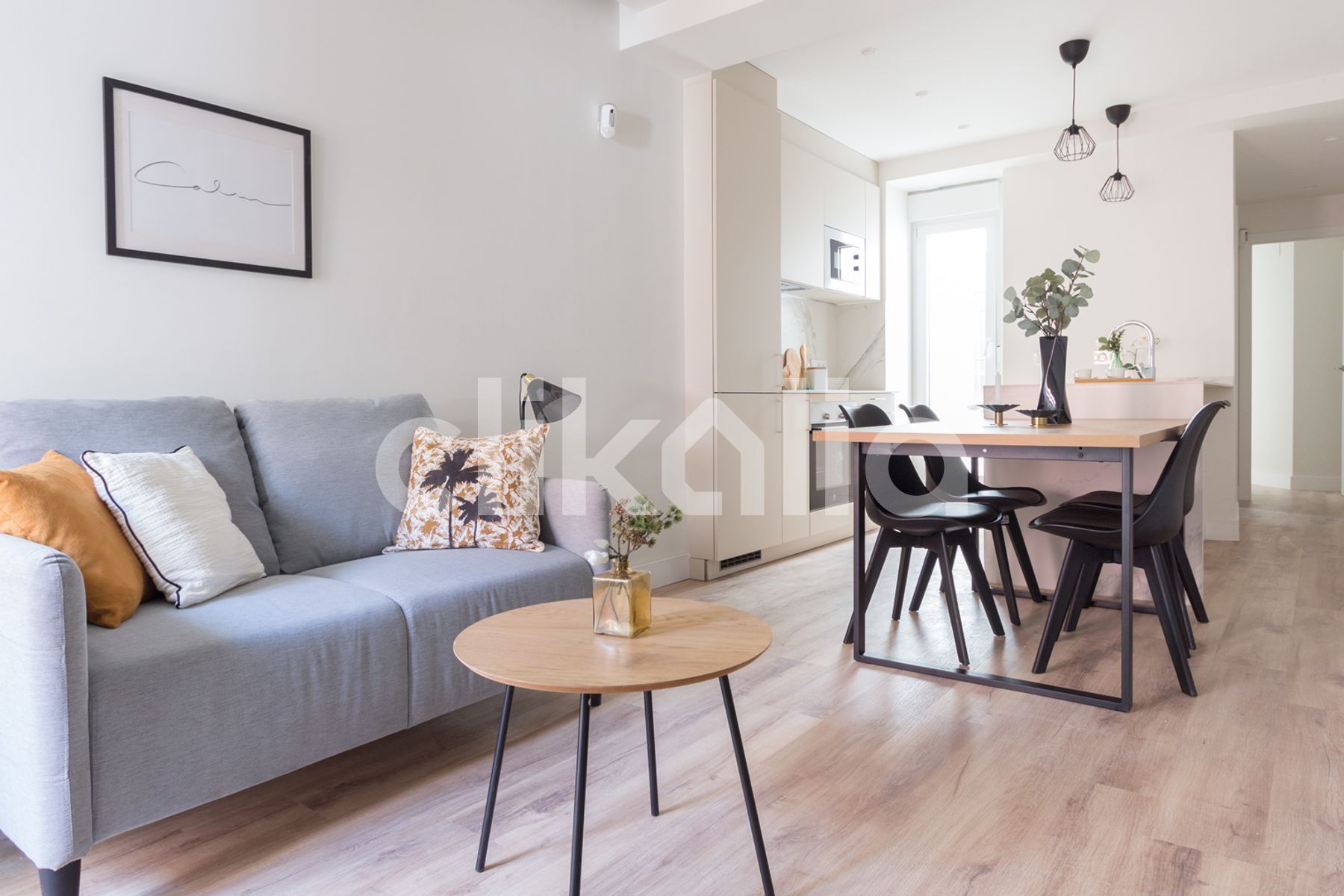 Sala d'estar de Pis en venda en  Sevilla Capital amb Aire condicionat i Terrassa