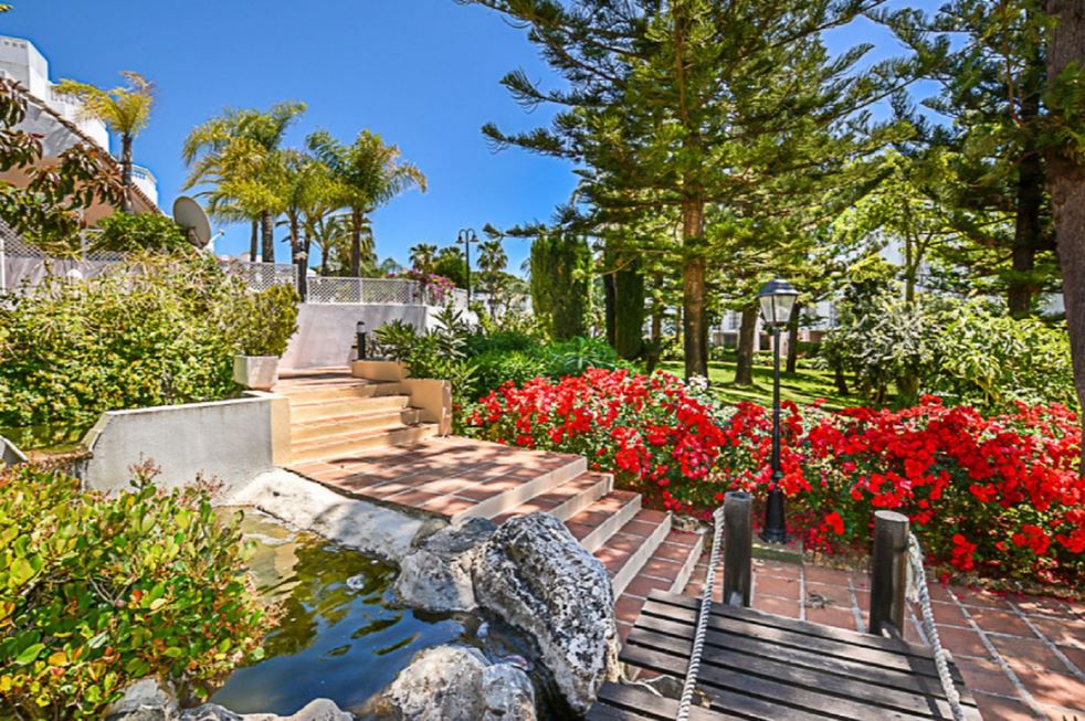 Garden of Apartment for sale in Marbella  with Air Conditioner, Furnished and Oven
