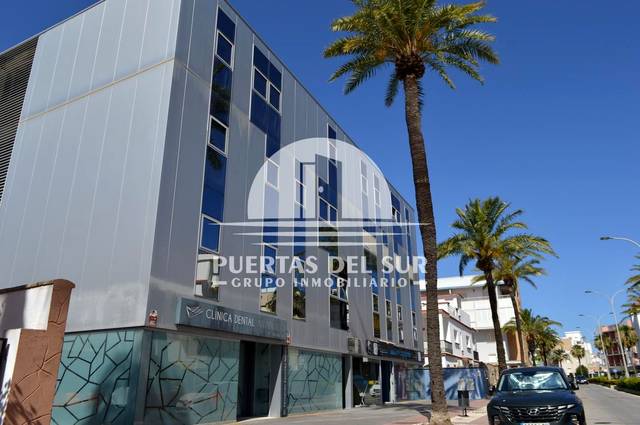 Planta baja en Venta en De La Marina en Virgen del Mar