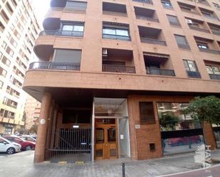 Exterior view of Flat for sale in  Valencia Capital  with Private garden