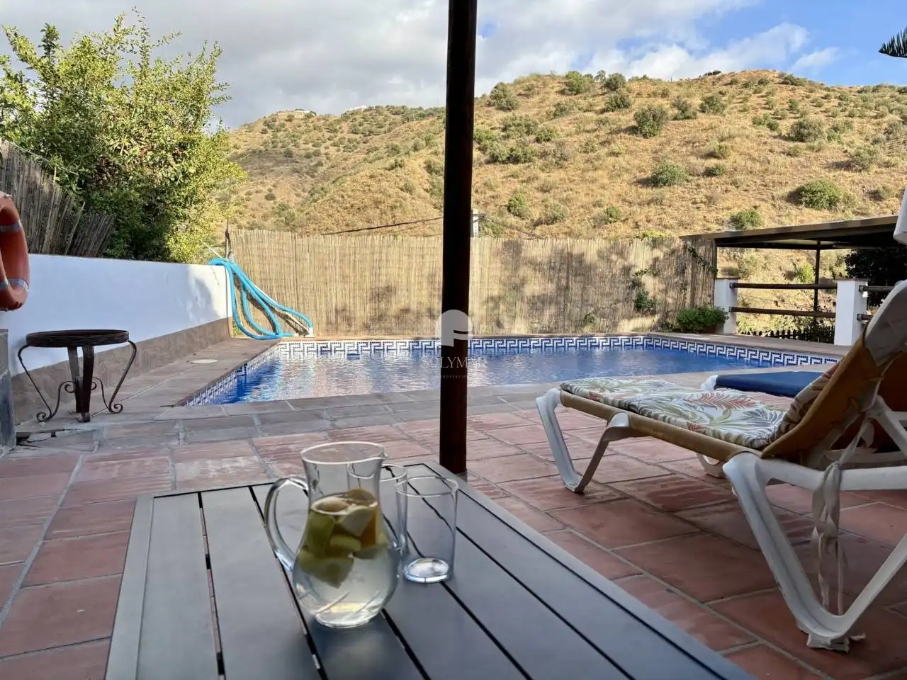 Terraza de Casa o chalet de alquiler en Canillas de Aceituno con Aire acondicionado, Calefacción y Jardín privado