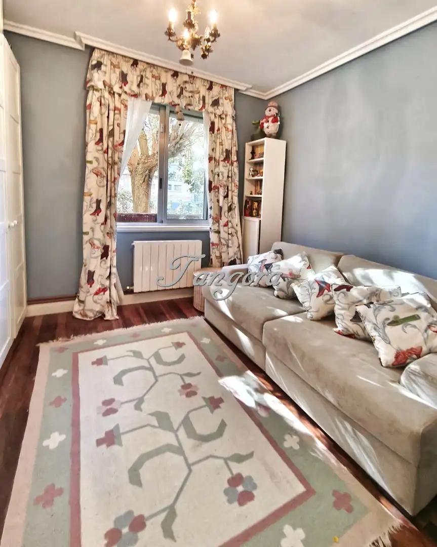 Sala de estar de Piso en venta en Getxo  con Calefacción, Parquet y Trastero
