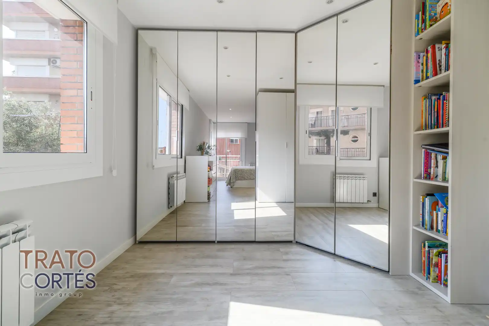 Flat with terrace for sale in Plaça Magdalena Trias, imagen 19
