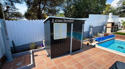 Chalet de 6 hab. con piscina y placas solares, imagen 5