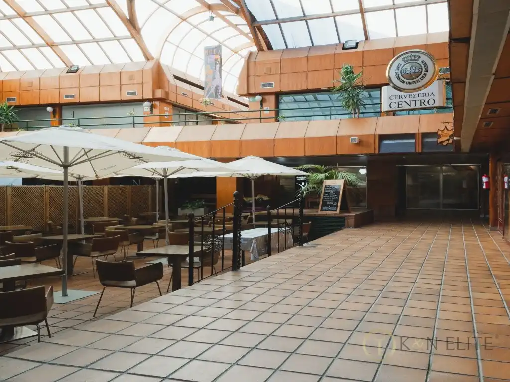 Local comercial en venta en Avenida Monteclaro, imagen 24