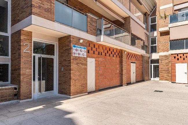 Vista exterior de Loft de lloguer en San Agustín del Guadalix amb Terrassa i Balcó