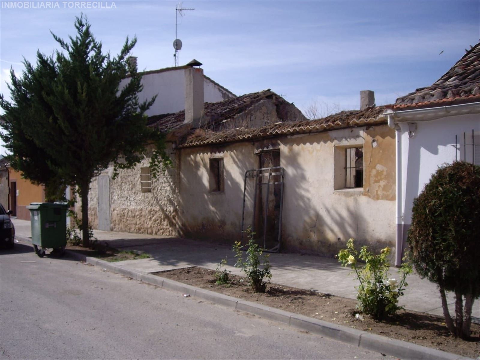 Exterior view of House or chalet for sale in Villarmentero de Esgueva