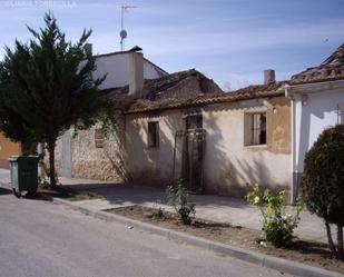 Vista exterior de Casa o xalet en venda en Villarmentero de Esgueva